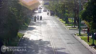 Piruetas y chuza en las calles de Ensenada