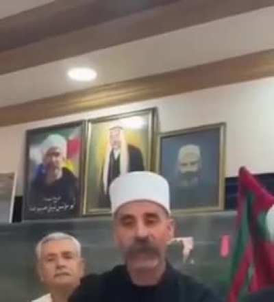 بعبارات طائفية وخطاب كراهية وتجاهل لمطالب الشعب السوري &mdash; فادي بدرية، المتحدث باسم الخائن الهجري: "لا حوار مع دمشق والانفصال مطلبنا" | Terrorist Alhijri spokesman in a h&acirc;te speech and total disregard for the massive protests calling for unity: "No dialogue