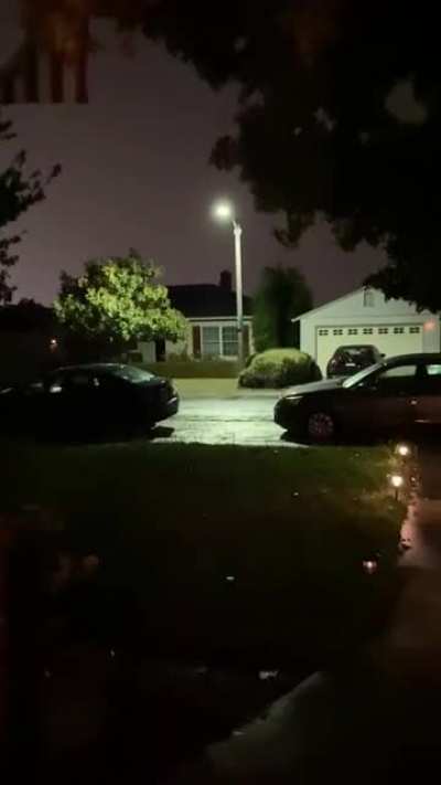 Thunderstorm moving through the Bay Area early this morning