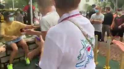 Several associates of a pro-Beijing politician filmed restraining a youngster who can be heard saying he "couldn't breathe". [天水連線]
