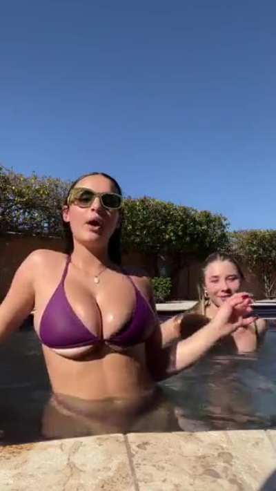 Sara 😋