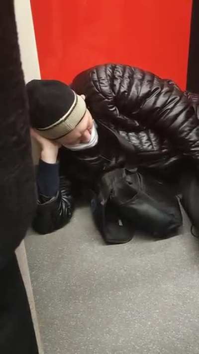И пусть весь мир подождёт