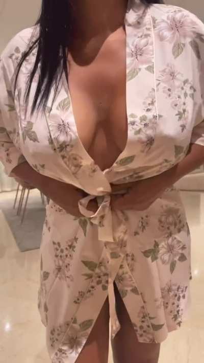 Here&rsquo;s what my 43yo naked grandma body looks like after 1 pregnancy
