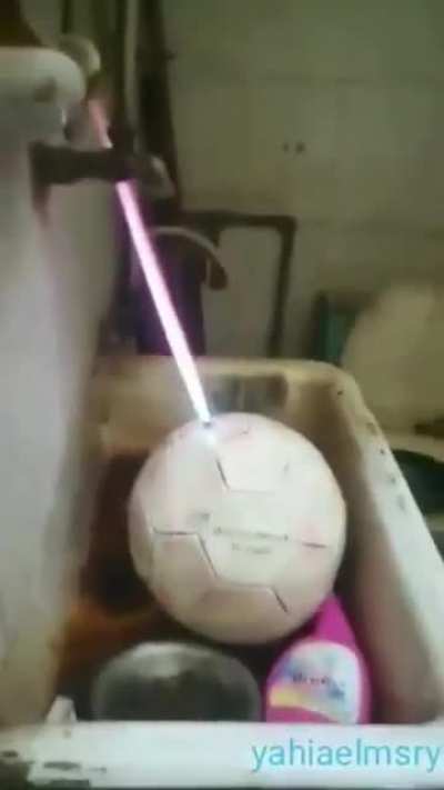 Just a normal ball nothing to see here
