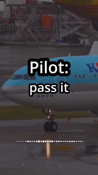 pilot accidentally gives passenger announcement to air traffic control