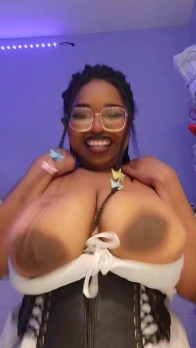 They pop out 🥰 (OC)