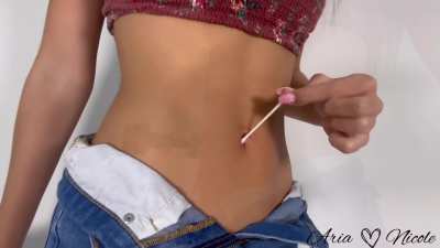 TSA stops me to examine my belly button, which leads to a bellygasm...