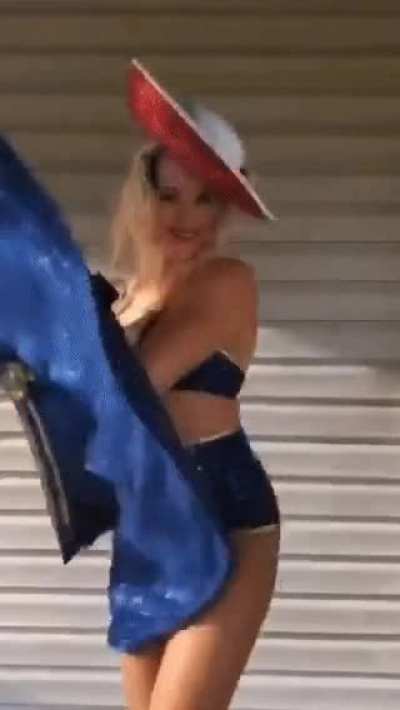 Lacey Evans