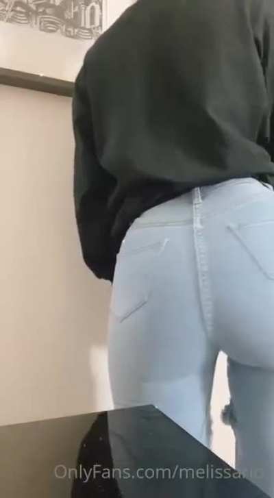 Siganme, subire todo lo que este publicando en su OF