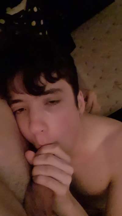 Twinks suck so much better then girls
