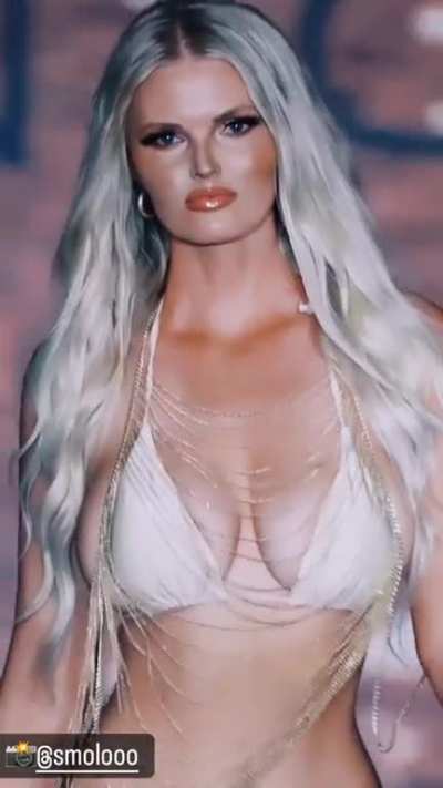 Zienna Eve Sonne 2022