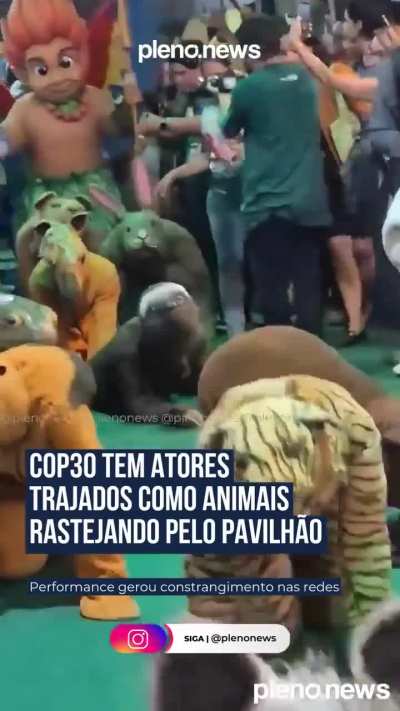 Algu&eacute;m achou que esse desfile seria uma ideia brilhante