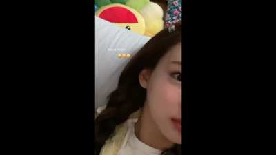210503 Twicetagram Story Update w/ Nayeon: 😜😜😜