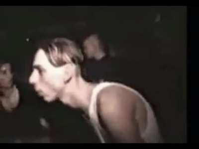 Chilling to "Ferrari by Alice Gas morphed into old school". Few years before I get randomly summoned as in 2:09, jfl.