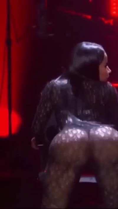 SMASH OR PASS