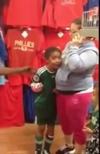 Angry Mother Confronted by Woman In Walmart After Her Daughter Falls Out Of Cart