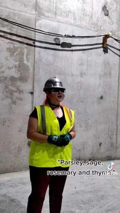 Amazing acoustics in a construction site