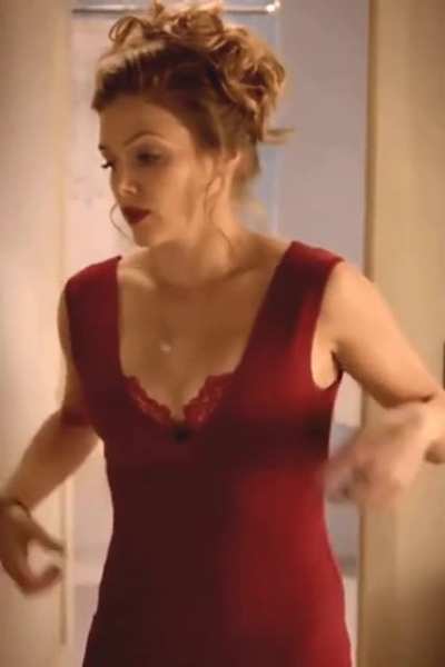 Bates Motel S03 Tracy Spiridakos as Annika Johnson "Peep Hole" Teaser [cropped, sharpen, brightened, color corrected] 1080p