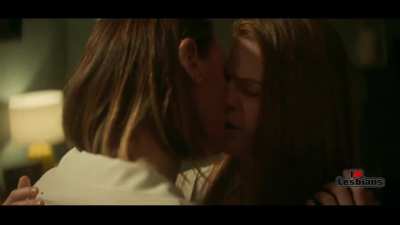 Suranne Jones &amp;amp; Rose Leslie (Vigil - s01e04)