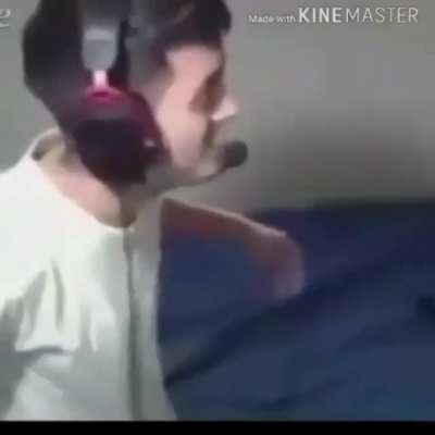 LAS PIBAS EN TWITCH VS LOS PIBES