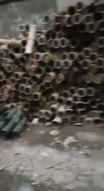 Used tubes from powder charges for American howitzers M777, only in one small area of the front.