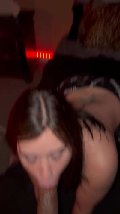 Been wanting to suck his dick all day