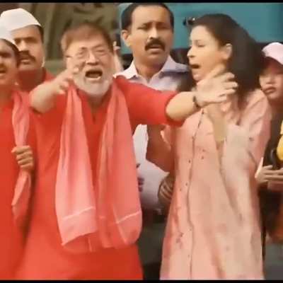 Bollywood guy saves kid from oncoming train