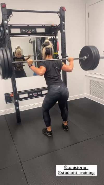 Toni Storm