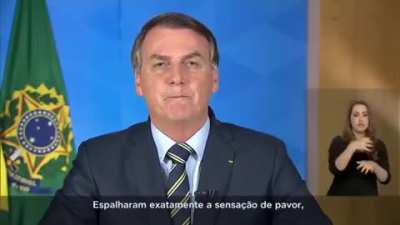 100 Mil Mortes. Essa p&aacute;gina da hist&oacute;ria j&aacute; est&aacute; escrita e ser&aacute; lembrada pela incompet&ecirc;ncia e irresponsabilidade desse senhor a&iacute;.