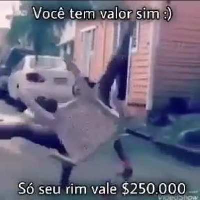 T&iacute;tulo foi agradar uma pessoa anti-social