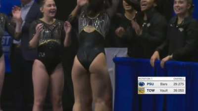 Towson&rsquo;s Camille Vitoff🖤💛🤍🔥🤸&zwj;♀️