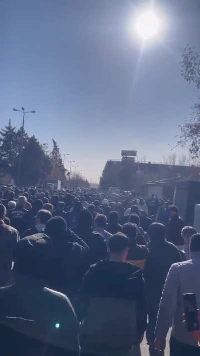 نمی&zwnj;تونن صدای همه رو خفه کنن