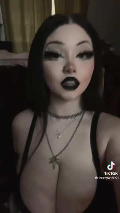 She&rsquo;s so hot