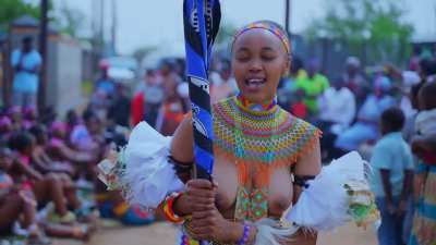 Lovely Zulu maiden Snegugu