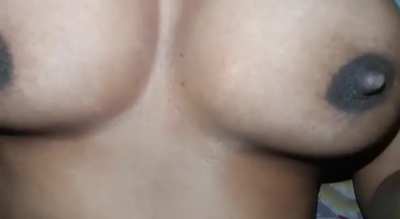 Captions aren't funny.....boobs still get an upvotes
