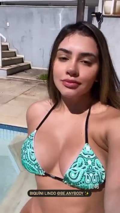 Tainá Costa