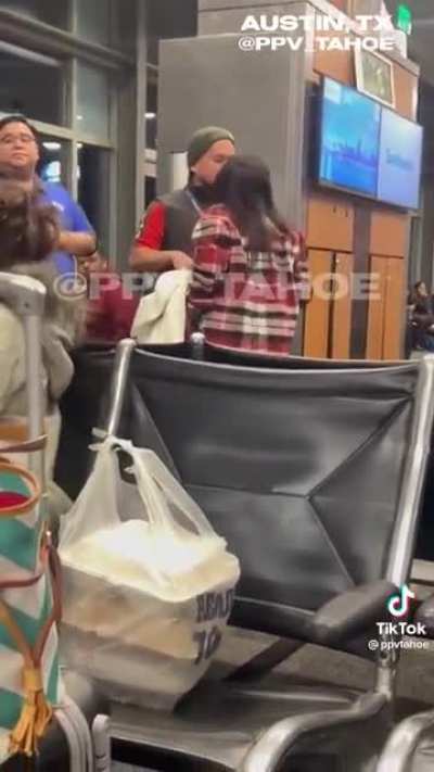 Woman has a meltdown at Austin Bernstein Airport at Southwest Airlines gate