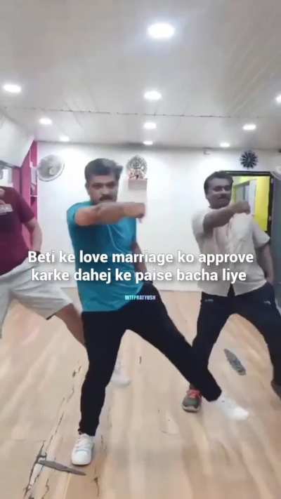 Mere area ke sab gareeb logo ki ladkiyo ki bhaag ke hi shaadi hoti hai, I&rsquo;m not even kidding