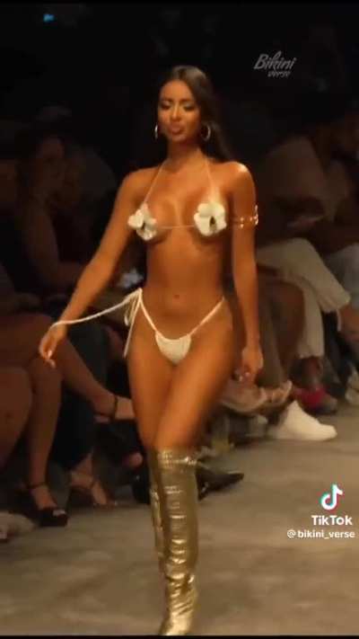 @bikini_ verse