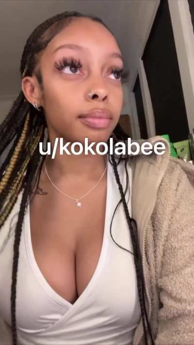 Hi💋 I&rsquo;m new here , dm me for my menu and to purchase lip and tongue videos 💦