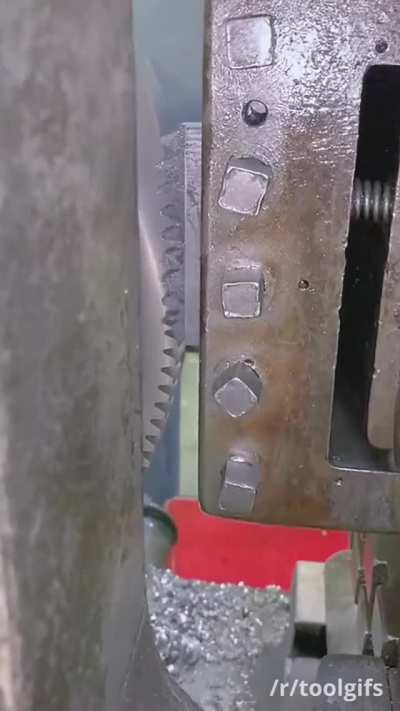 Forming gear teeth