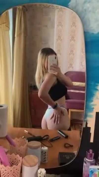 Ass Blonde my ass