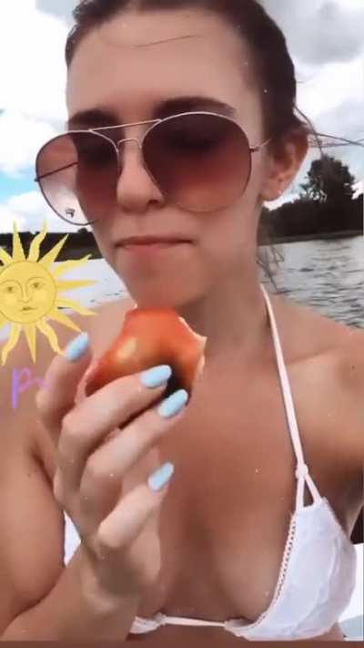 Eat lunch in a lake