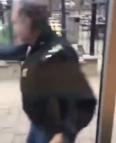 2 men attack an armed veteran.
