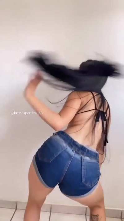 🤷🏽&zwj;♂️