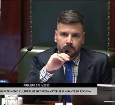 No meio da sess&atilde;o, C&eacute;sar Maia? Miseric&oacute;rdia!!!!