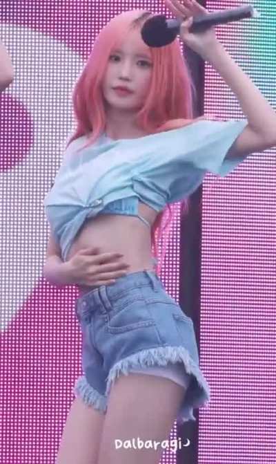 Hayoung - fromis_9