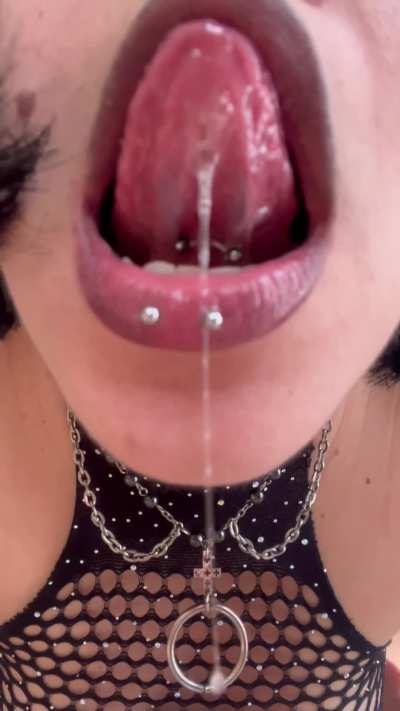 I was once asked what my biggest fantasy is, and I said "being able to spit inside a mouth until it overflows" do you offer yourself? 