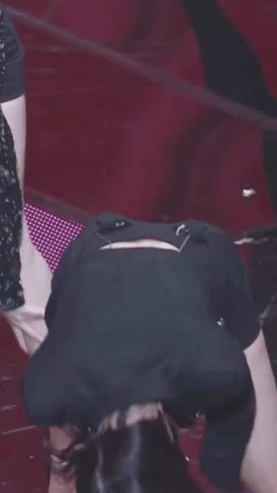 Mina 😋