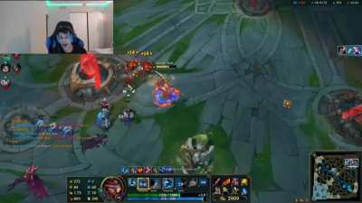 My yasuo after getting fed in lane